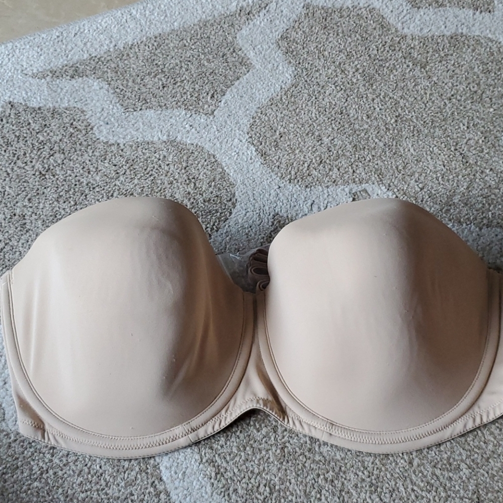 Nwot!! Bali underwire w/padding - Picture 5 of 5